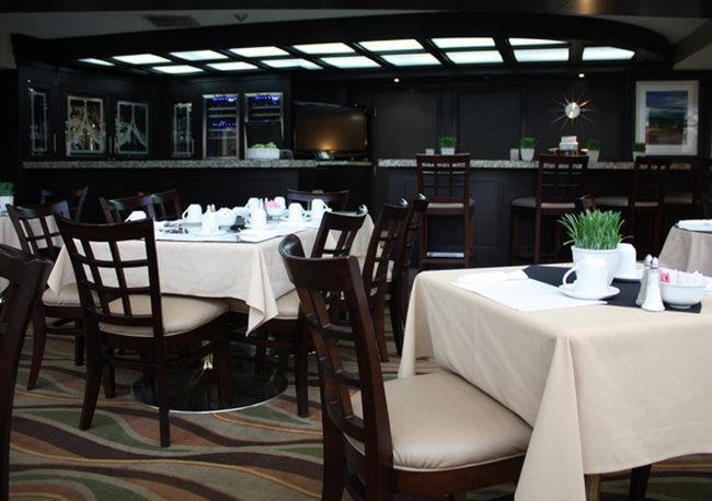 Admiral Inn Гамільтон Ресторан фото